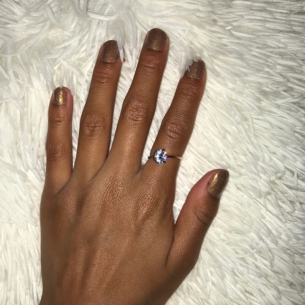 Ring - Picture 3 of 8